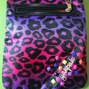 YakPak Crossbody Purse